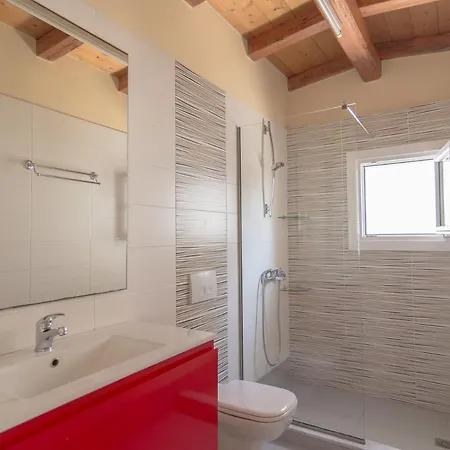 Theodora View Polimnia *